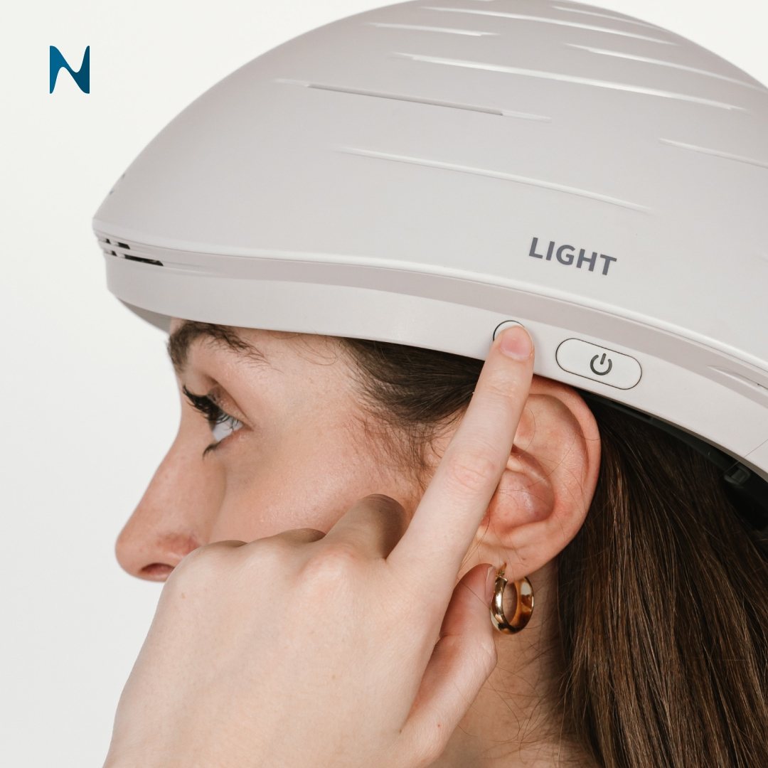 Near-infrared light therapy helmet